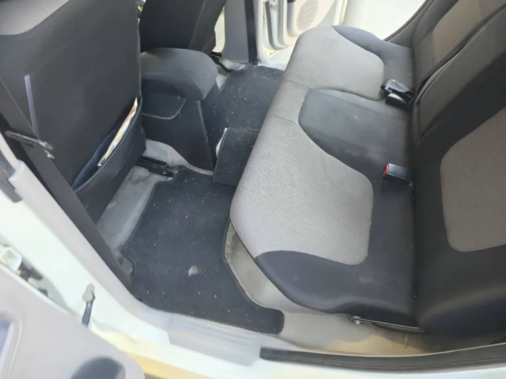 Seats after shampoo and extraction
