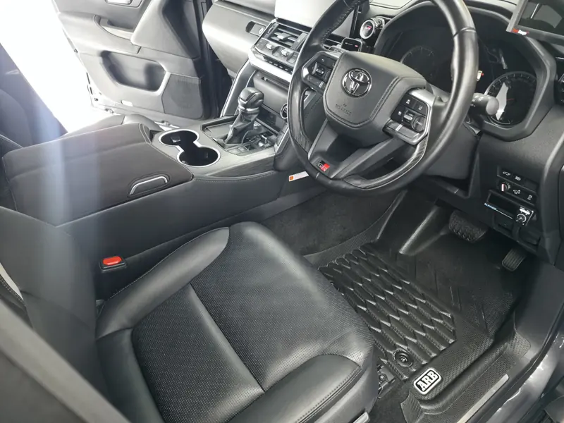 Spotless leather interior after a full interior detail